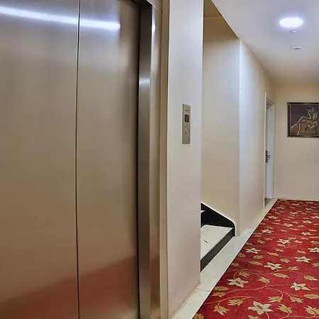 Gh Taxim Стамбул